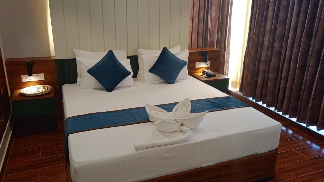 The Convoy Hotel Dibrugarh Dış mekan fotoğraf