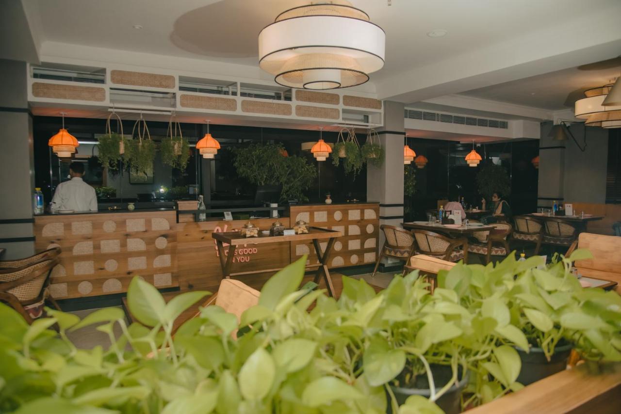 The Convoy Hotel Dibrugarh Dış mekan fotoğraf